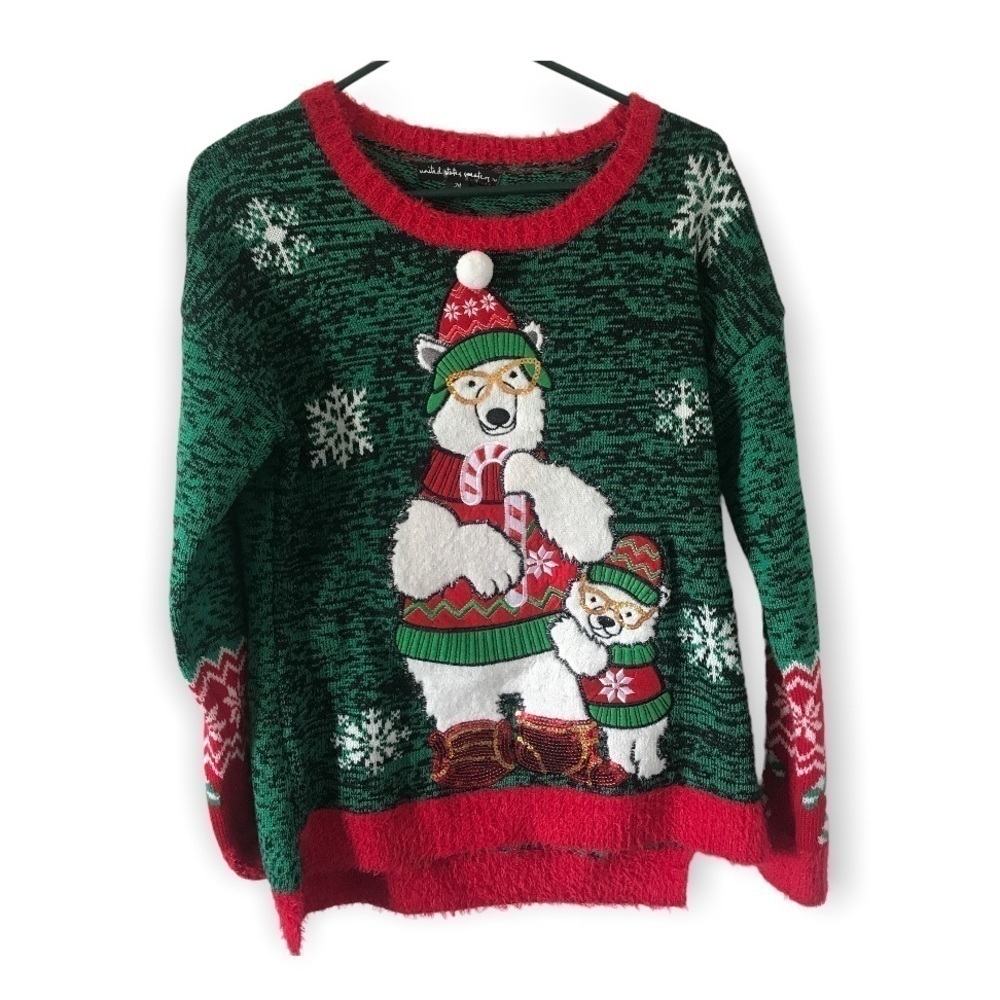 3/$15 United States sweaters Christmas bear red and green sweater